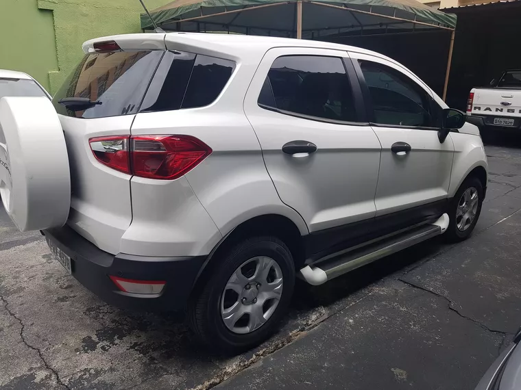 Ford Ecosport Branco 9