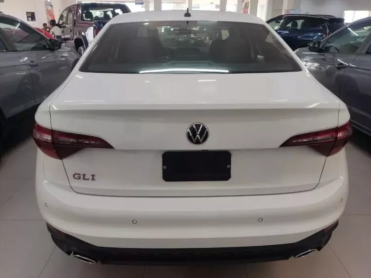 Volkswagen Jetta Branco 16