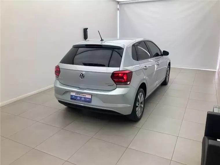 Volkswagen Polo Hatch Prata 4