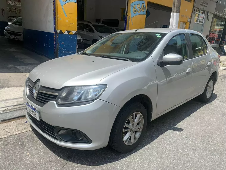 Renault Logan Prata 2