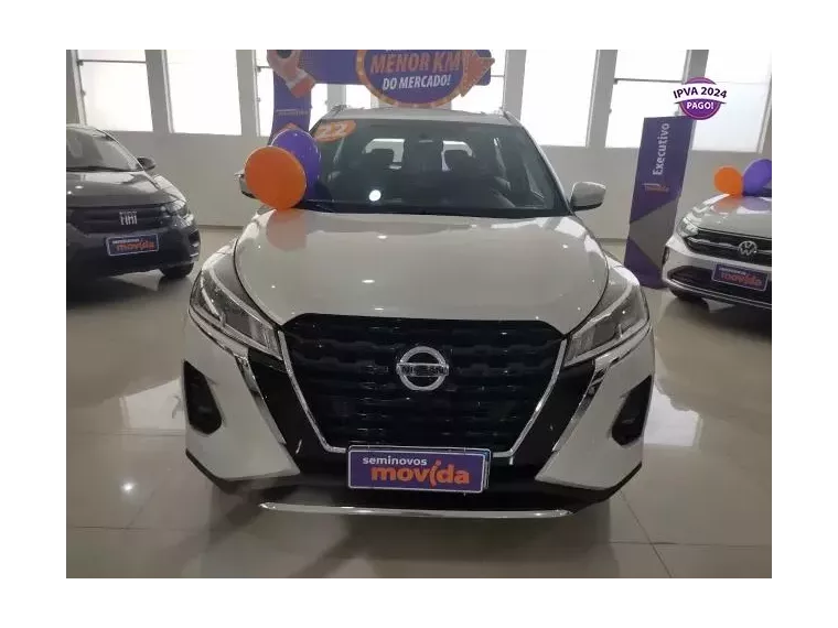 Nissan Kicks Branco 6