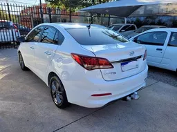 Hyundai HB20S