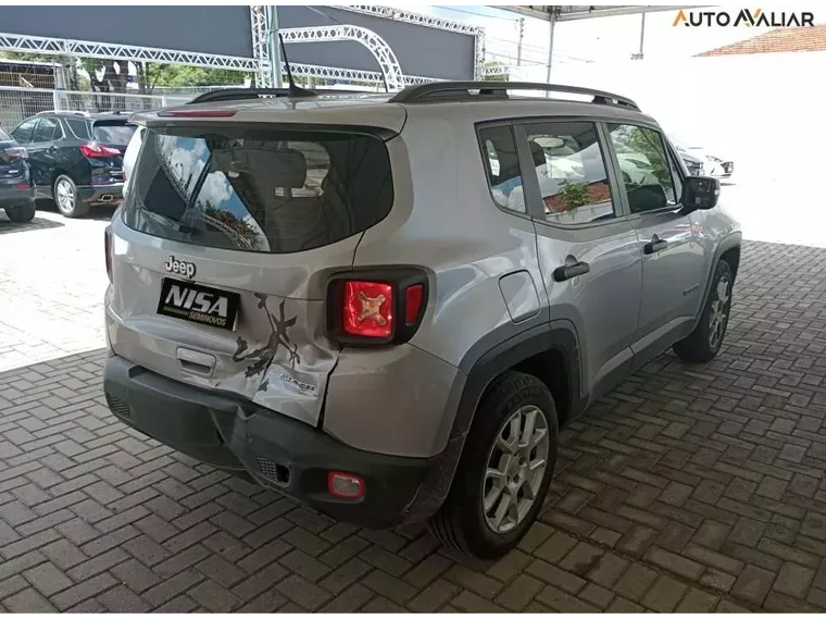 Jeep Renegade Prata 3