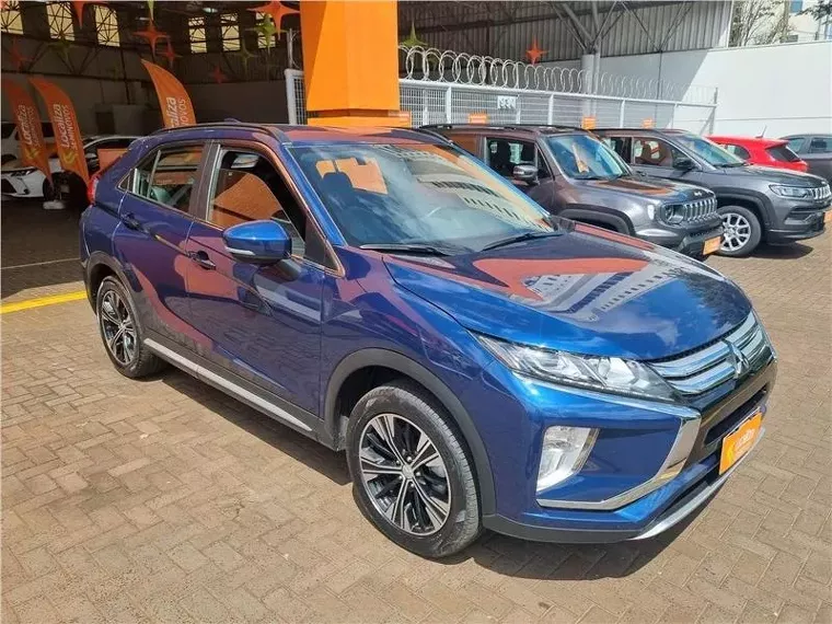 Mitsubishi Eclipse Cross Azul 11