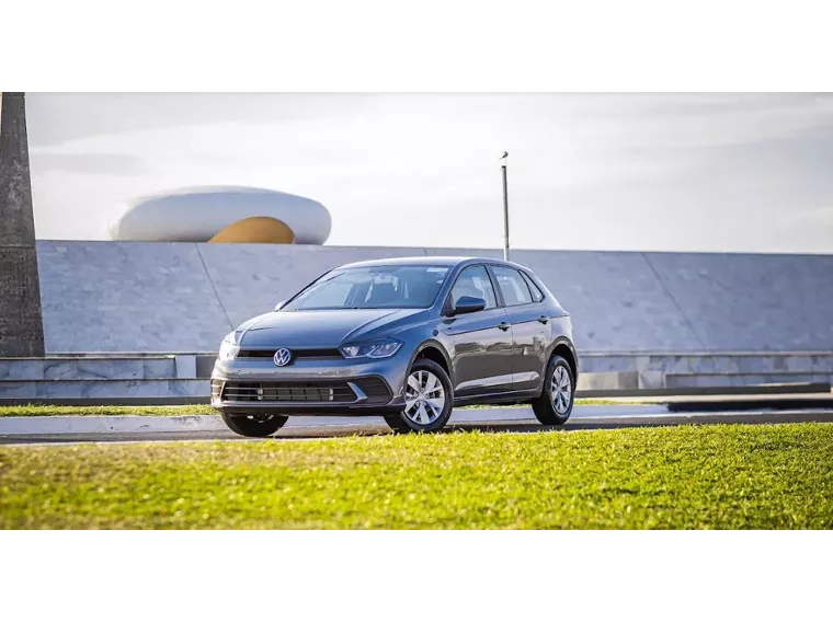 Volkswagen Polo Sedan Branco 2