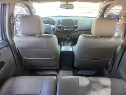 Toyota Hilux SW4