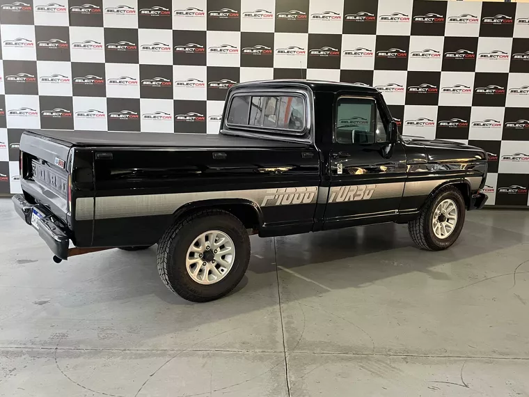 Ford F-1000 Preto 5