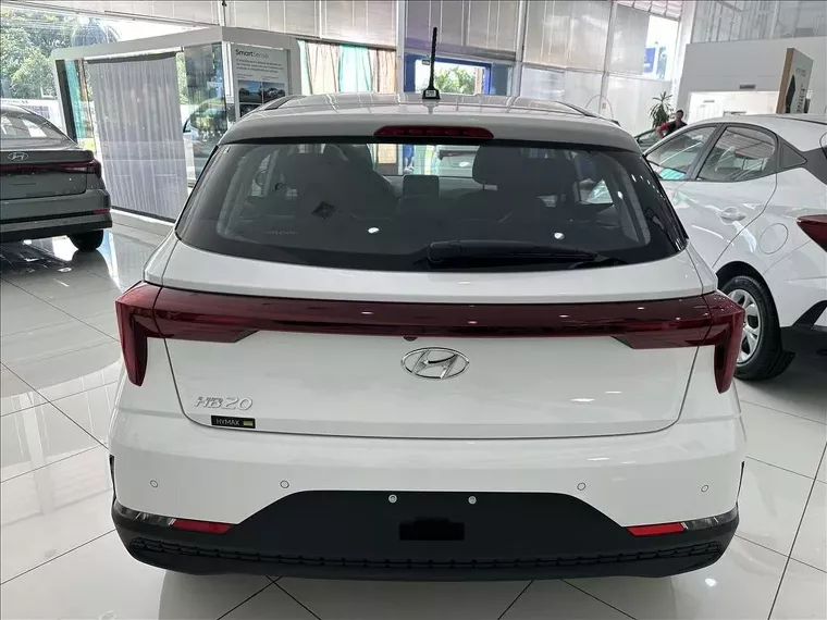 Hyundai HB20 Branco 11