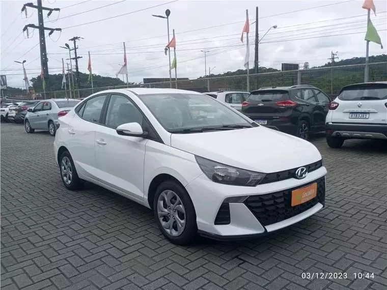 Hyundai HB20S Branco 1