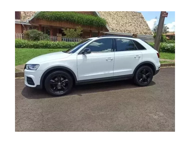 Audi Q3 Branco 4