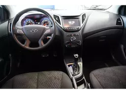 Hyundai HB20X