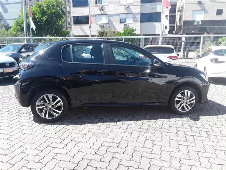 Peugeot 208 Preto 5