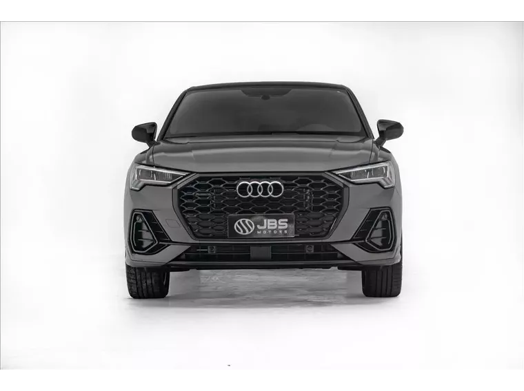 Audi Q3 Cinza 1