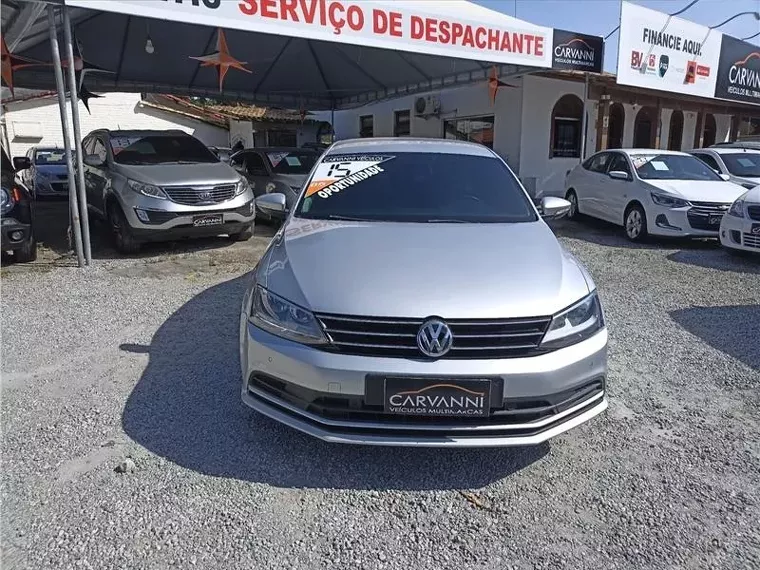 Volkswagen Jetta Prata 3