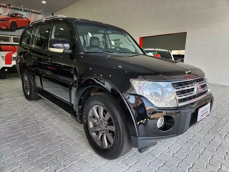 Mitsubishi Pajero Full Preto 13