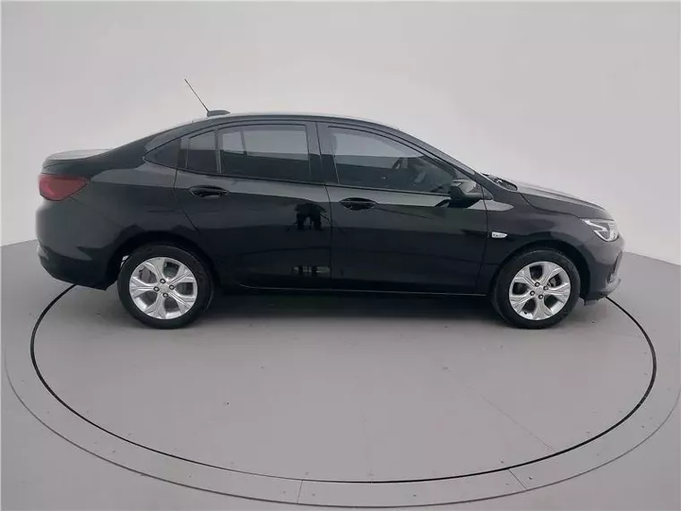 Chevrolet Onix Preto 3