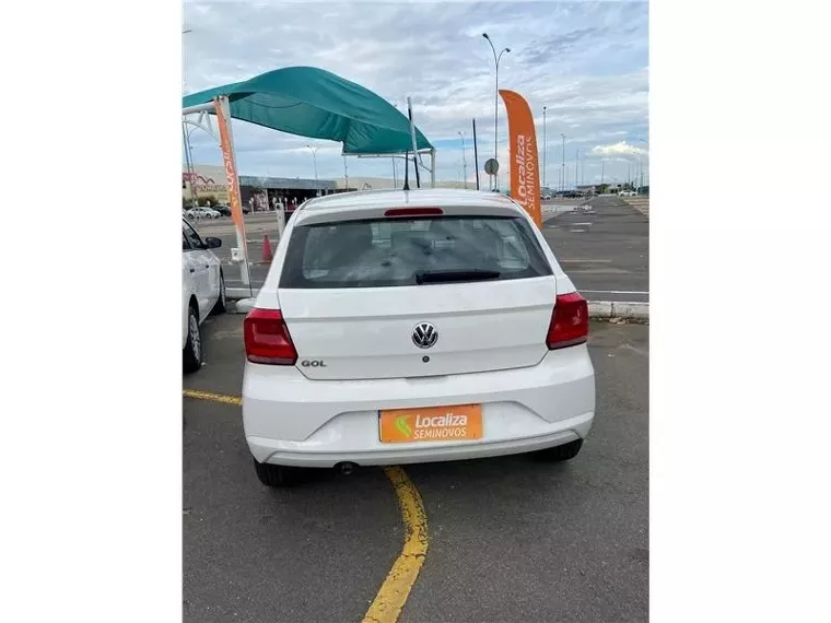 Volkswagen Gol Branco 5