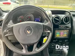 Renault Duster Oroch