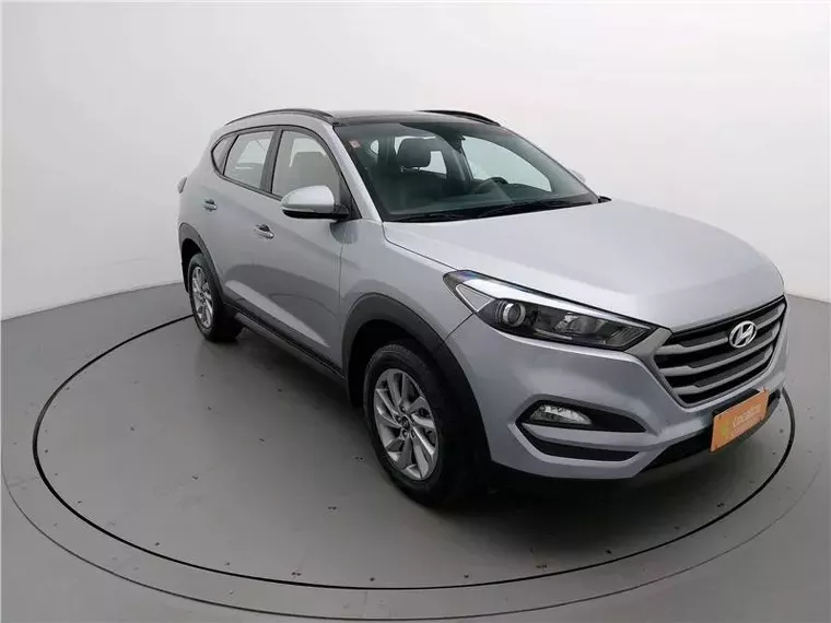 Hyundai Tucson Prata 2