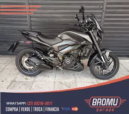 Bajaj Dominar