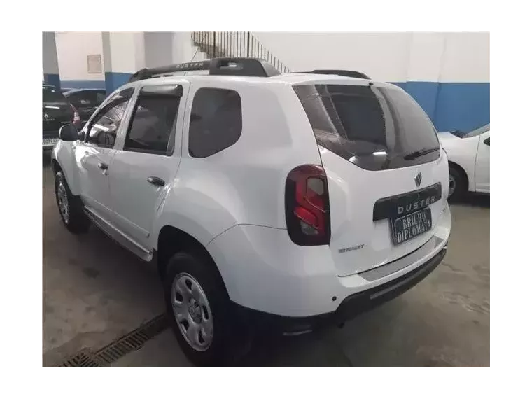 Renault Duster Branco 4