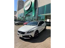 V40