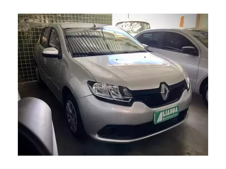 Renault Sandero Prata 1