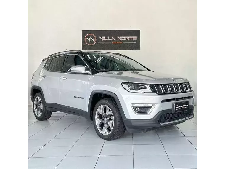 Jeep Compass Prata 17