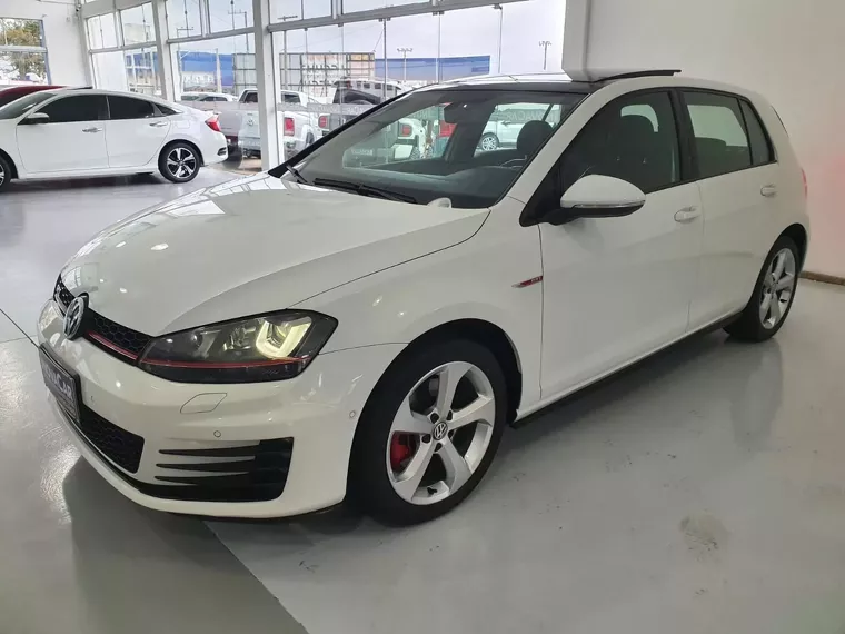 Volkswagen Golf Branco 4