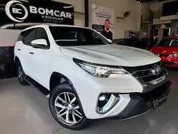 Toyota Hilux SW4