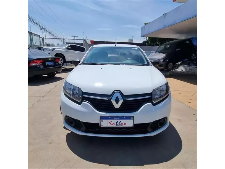 Renault Sandero Branco 12