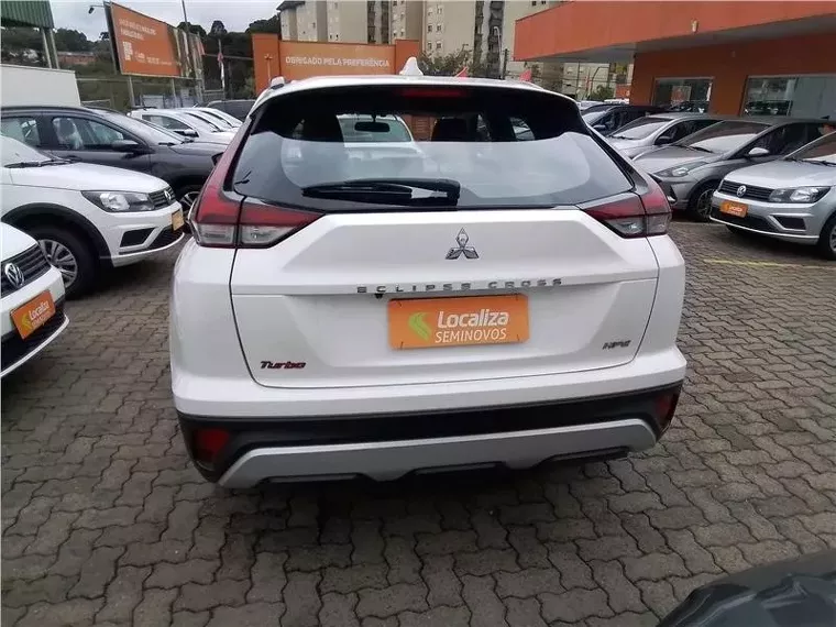 Mitsubishi Eclipse Cross Branco 7