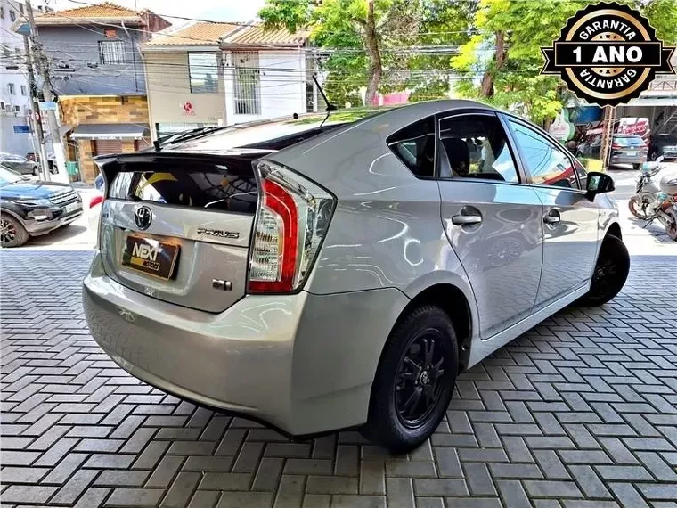 Toyota Prius Prata 16