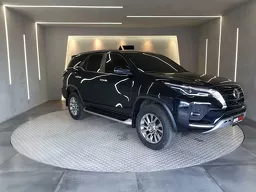 Toyota Hilux SW4