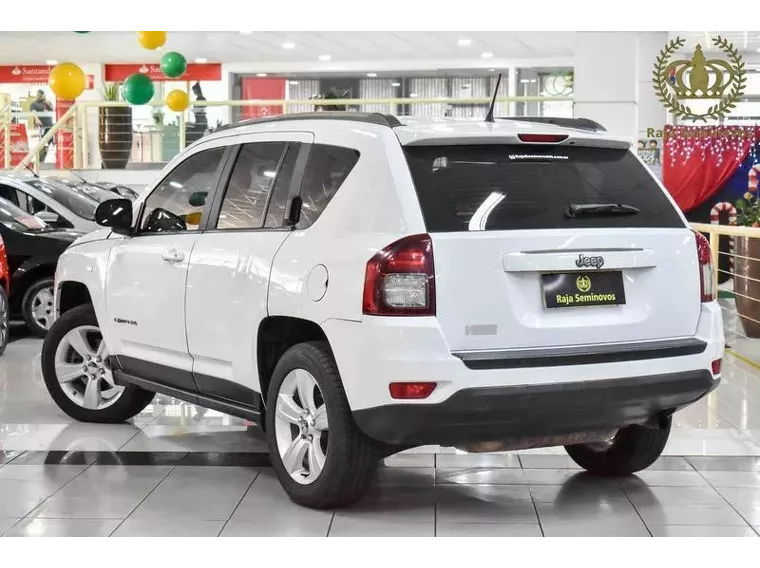 Jeep Compass Branco 10