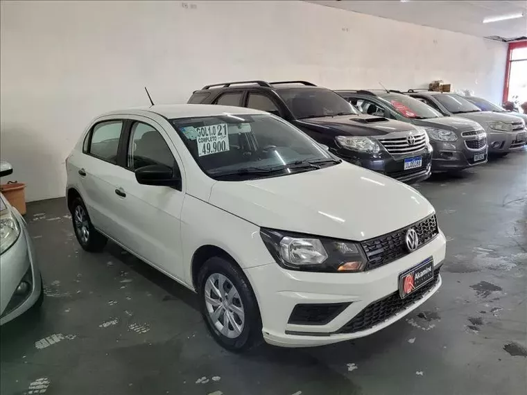 Volkswagen Gol Branco 9