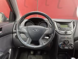 Hyundai HB20X