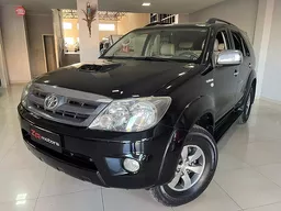 Hilux SW4