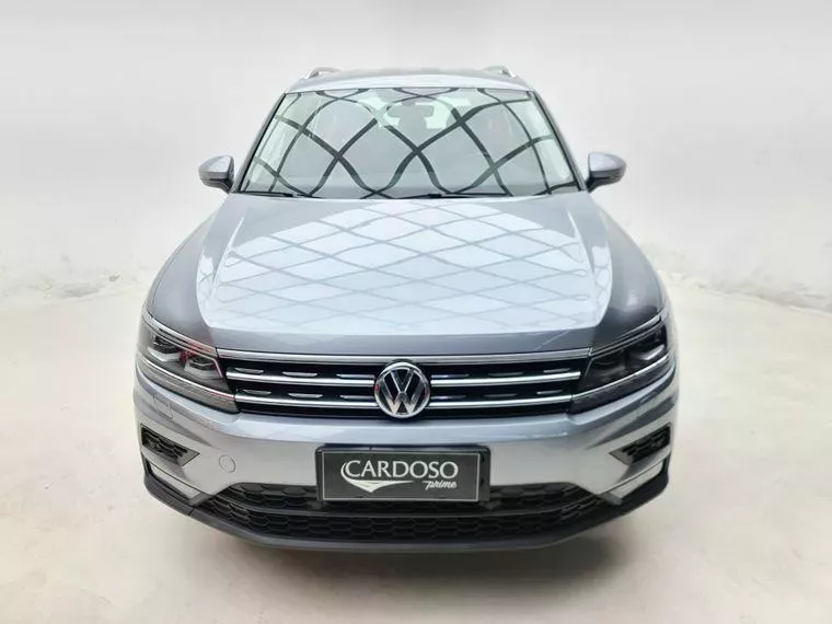 Volkswagen Tiguan Prata 1