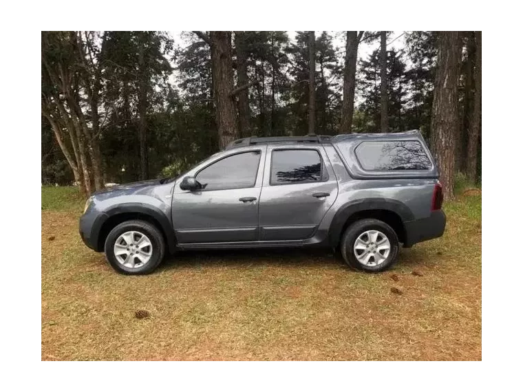 Renault Duster Cinza 4