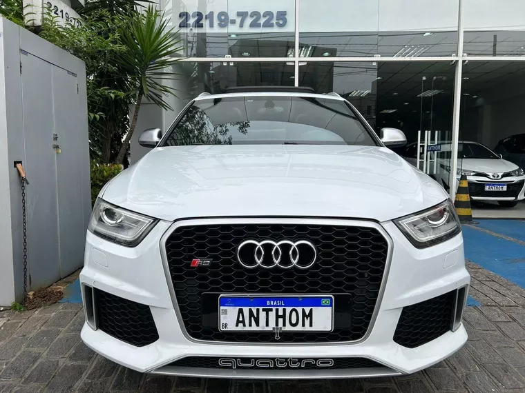 Audi RS Q3 Branco 10