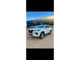 Toyota Hilux SW4