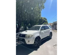 Toyota Hilux SW4