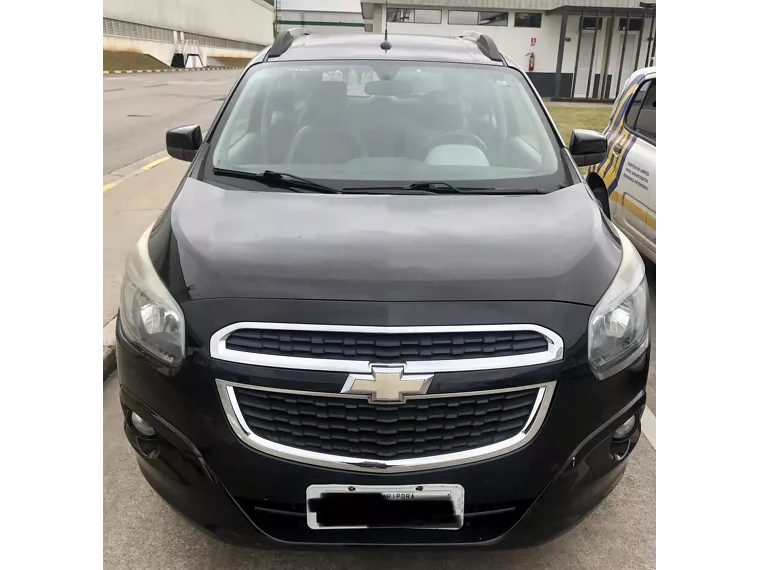 Chevrolet Spin Preto 8