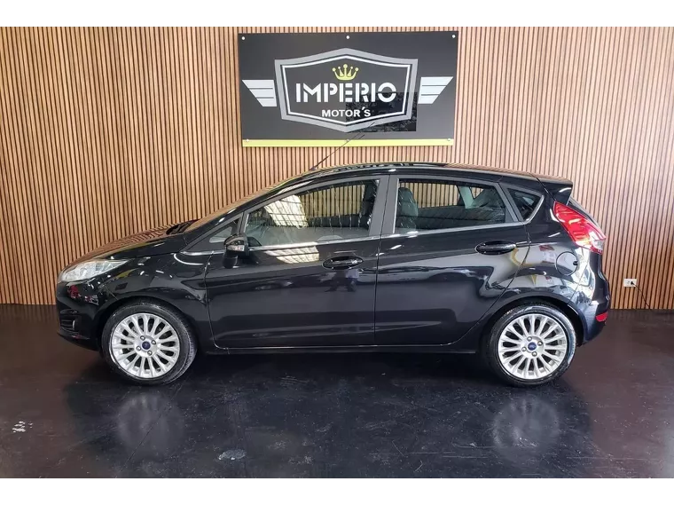 Ford Fiesta Preto 7