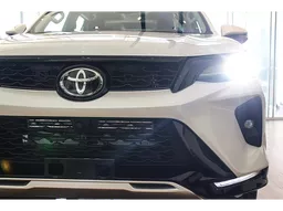 Toyota Hilux SW4