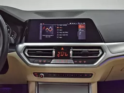 BMW 320i