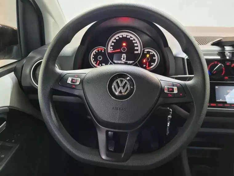 Volkswagen UP Branco 18