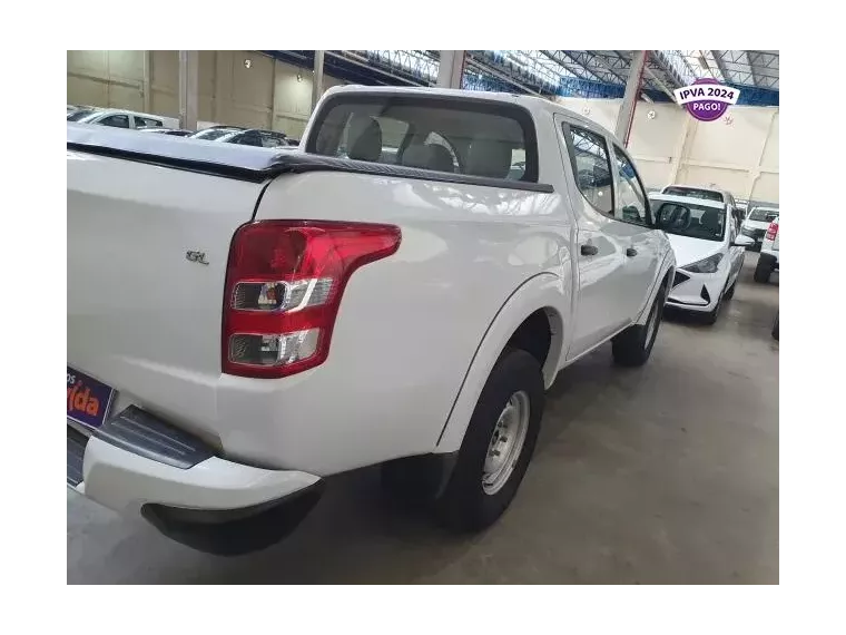 Mitsubishi L200 Branco 3