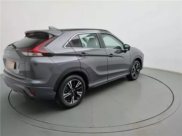 Mitsubishi Eclipse Cross Cinza 5